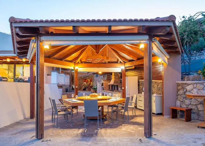 Arianna Villa Kalathos