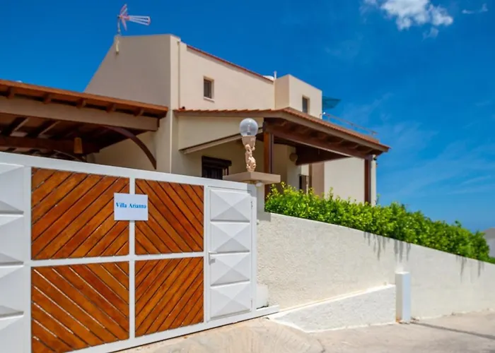 Arianna Villa