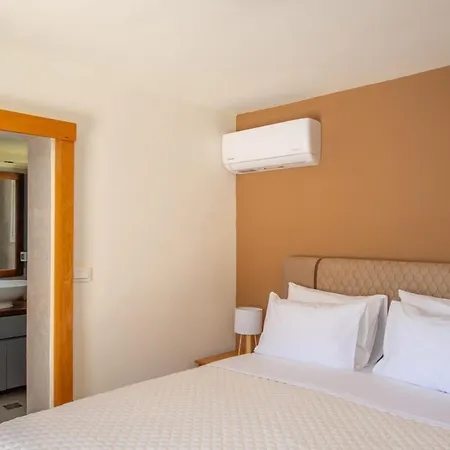 Arianna Villa Kalathos