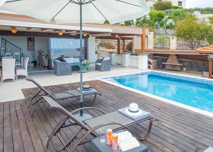 فيلة Arianna كالاثوس